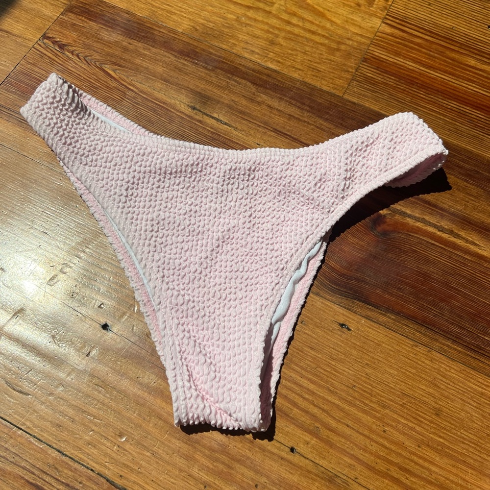 Bikini bottoms